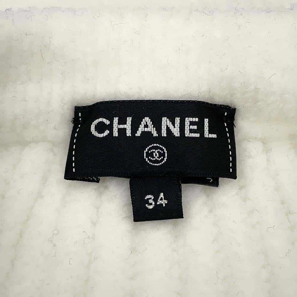 CHANEL Jacket Lion Button Size 34 WhiteP73520 Polyamide100%