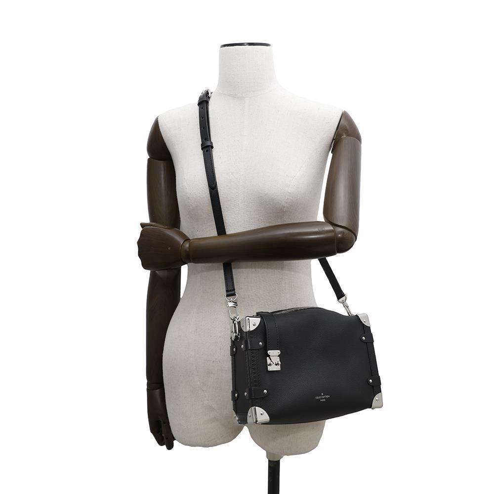 LOUIS VUITTON side trunk NoirM25160 Grained Calf Leather Size MM
