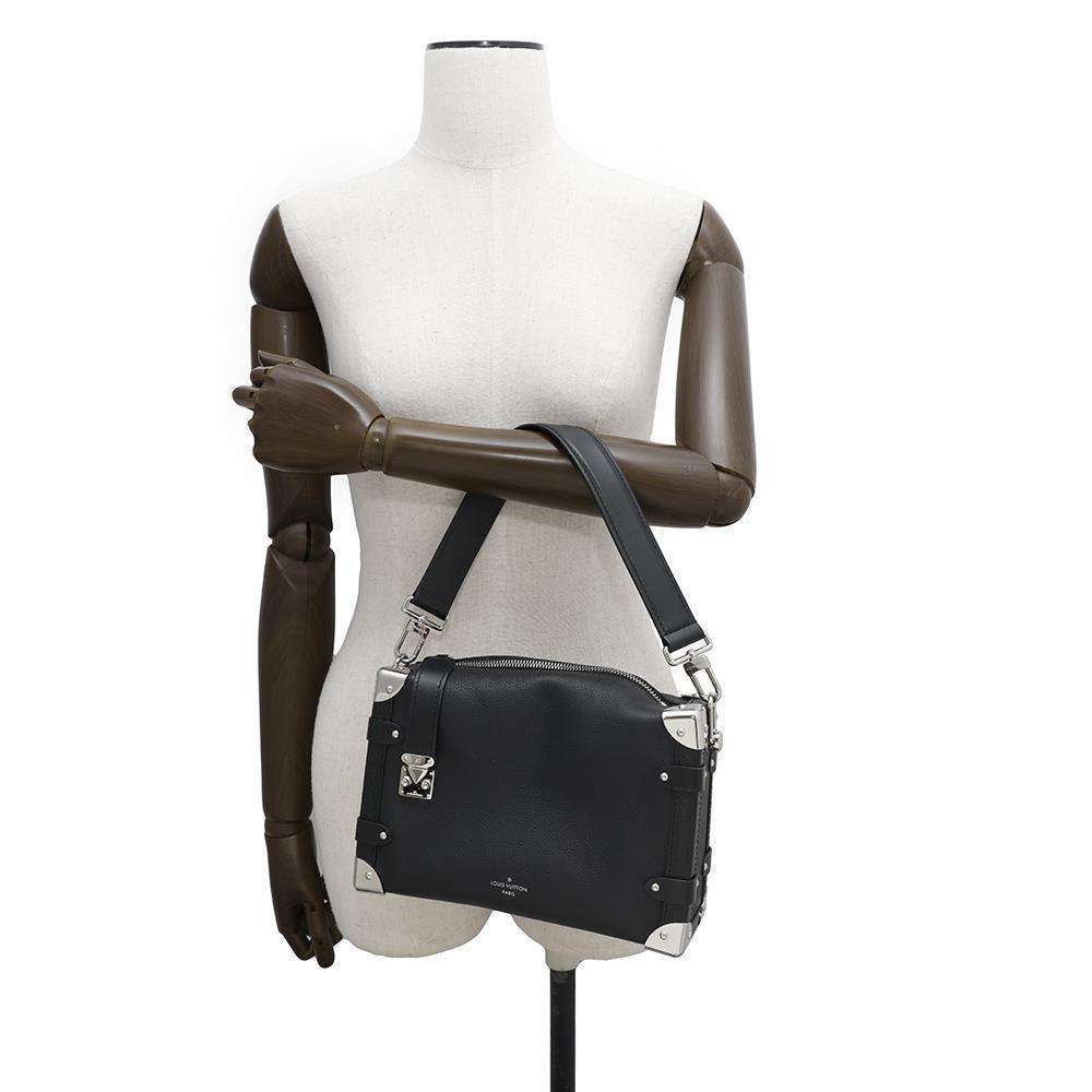 LOUIS VUITTON side trunk NoirM25160 Grained Calf Leather Size MM