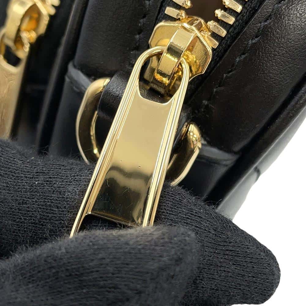 GUCCI Interlocking G Heart Shoulder Bag Black751628 Leather