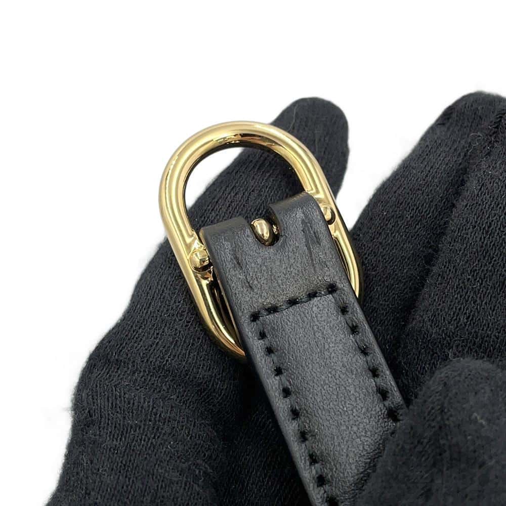 GUCCI Interlocking G Heart Shoulder Bag Black751628 Leather