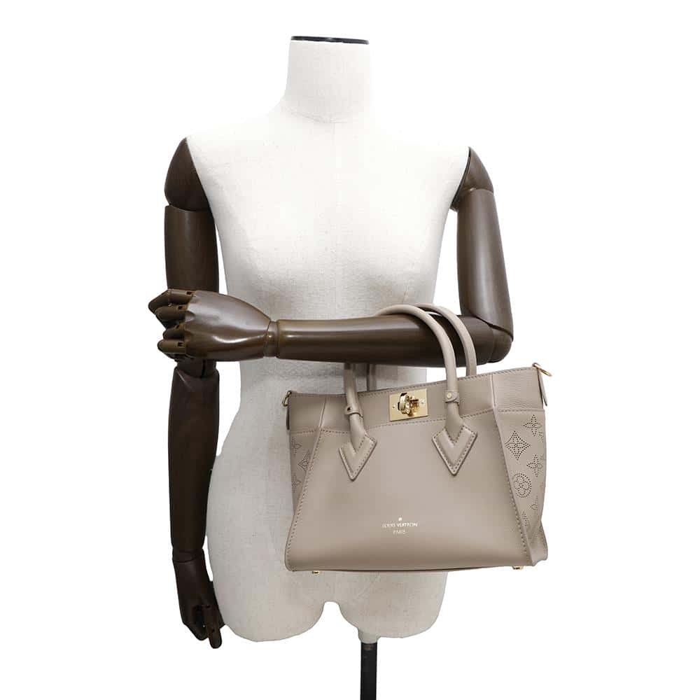 LOUIS VUITTON On My Side GaletM20600 Monogram Mahina Calf Leather Size PM