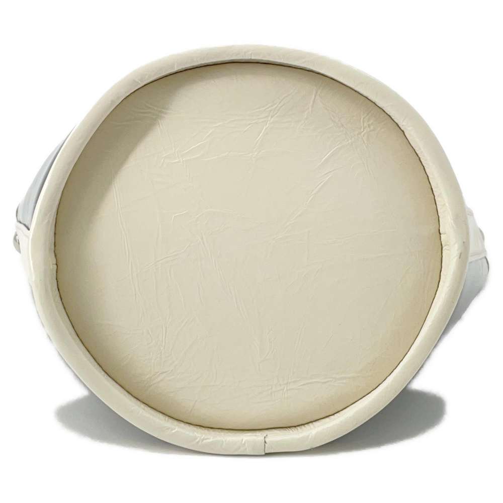 CHANEL CC Logo Camellia Plastics Bucket Bag Black/WhiteA57636 Plastics Leather