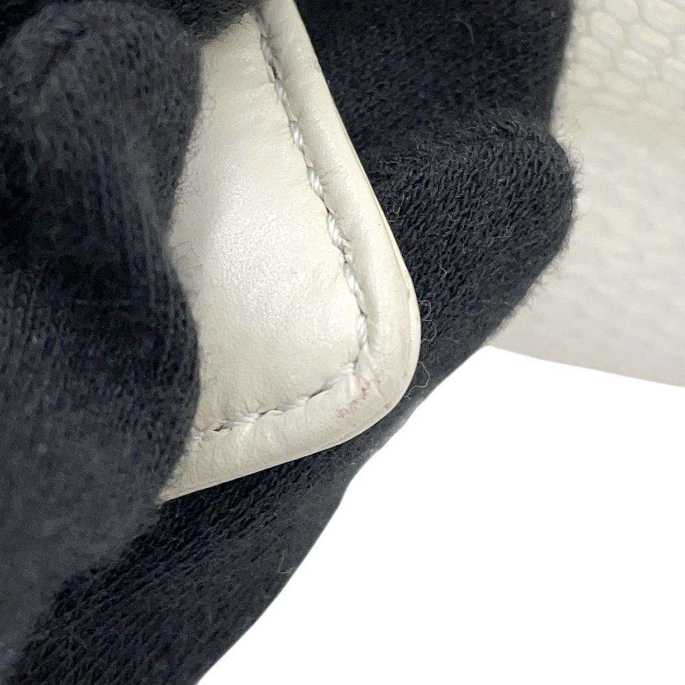 CHANEL CC Logo Camellia Plastics Bucket Bag Black/WhiteA57636 Plastics Leather