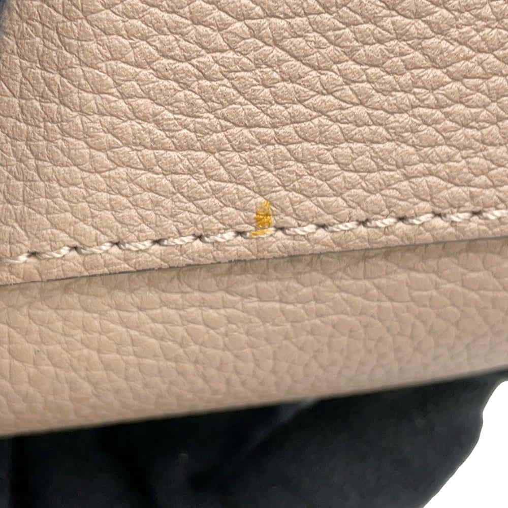 LOUIS VUITTON Haumea GaletM55031 Monogram Mahina