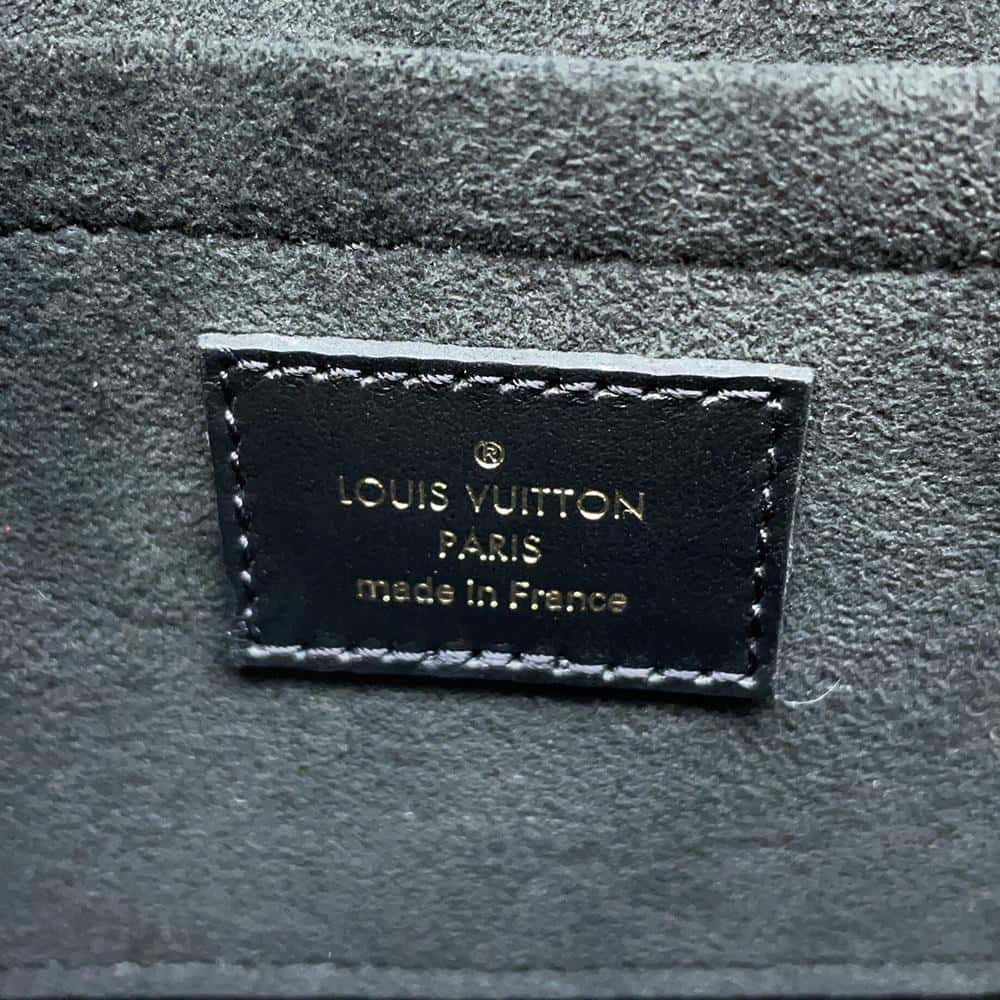 LOUIS VUITTON Padlock on Strap NoirM80559 Monogram