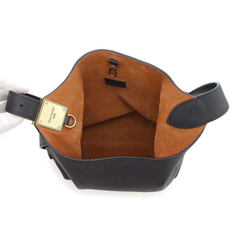 LOUIS VUITTON Lowkey Hobo BlackM25352 Calf Leather Size PM