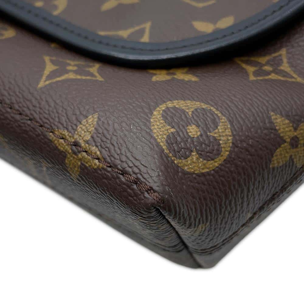 LOUIS VUITTON Magnetic messenger NoirM45557 Monogram Macassar Canvas