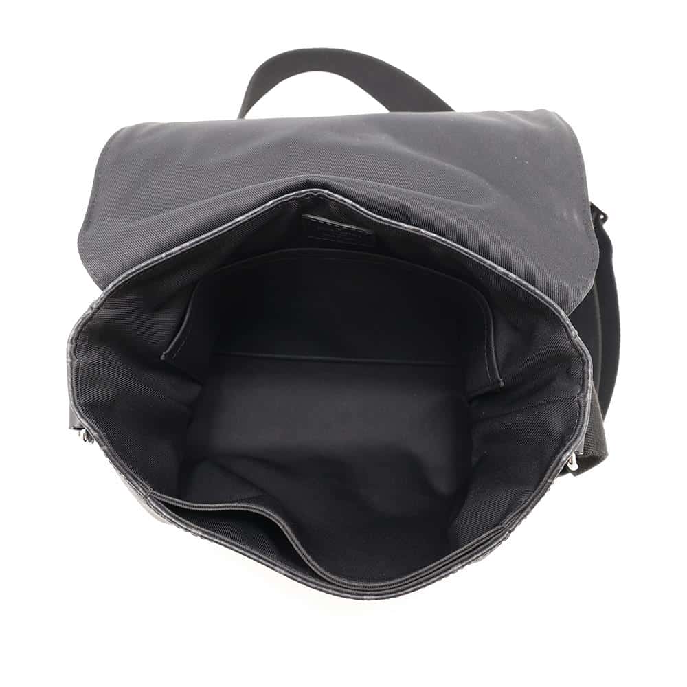 LOUIS VUITTON District NV2 NoirM45272 Monogram Eclipse Size PM