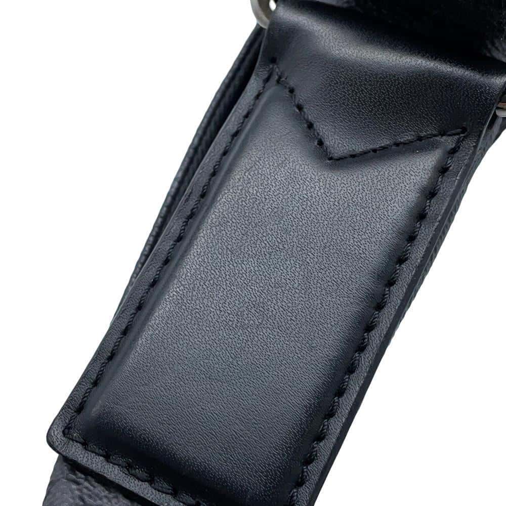 LOUIS VUITTON District NV2 NoirM45272 Monogram Eclipse Size PM