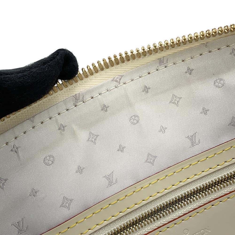 LOUIS VUITTON Lock It BlancM91887 Suhali・Leather Size PM