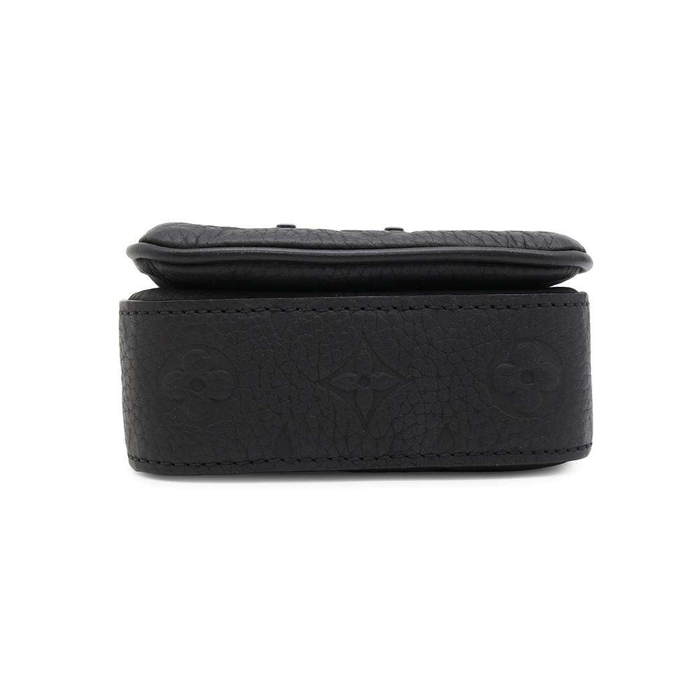 LOUIS VUITTON SPadlock Vertical Wearable Wallet NoirM81524 Monogram・Taurillon