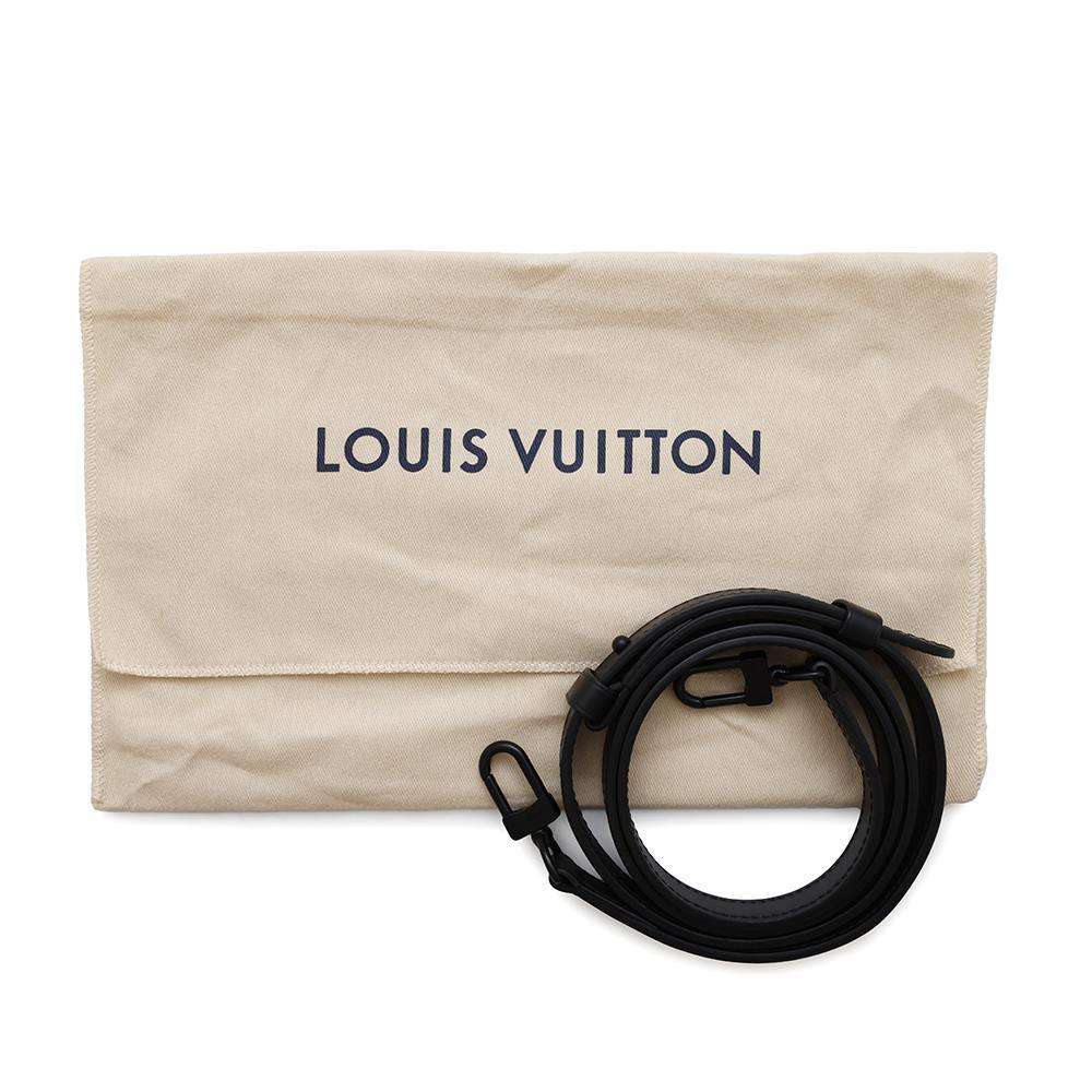 LOUIS VUITTON SPadlock Vertical Wearable Wallet NoirM81524 Monogram・Taurillon