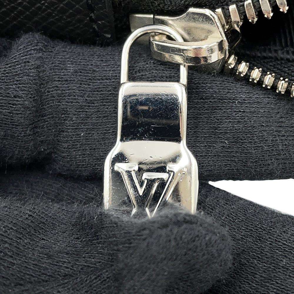 LOUIS VUITTON Discovery・Backpack NoirM30230 Taiga Leather Monogram Eclipse