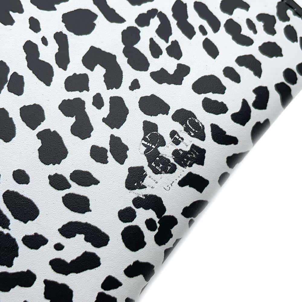 Valentino Garavani VLTN Leopard Smartphone Case Multi Pochette White/BlackWY0P0T13MHK Leather
