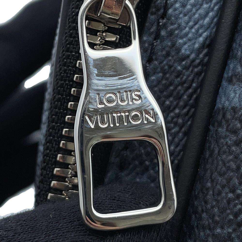 LOUIS VUITTON Amazon Messenger NoirM45650 Monogram / pastel