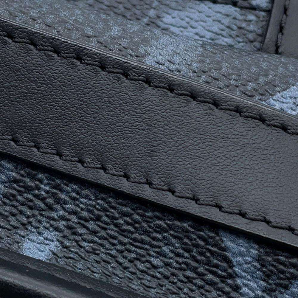 LOUIS VUITTON Amazon Messenger NoirM45650 Monogram / pastel