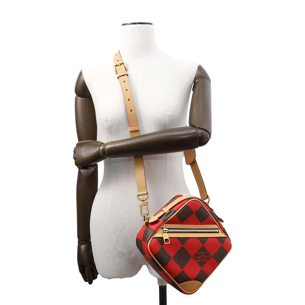 LOUIS VUITTON Chess Messenger RedN40561 Damier・Pop
