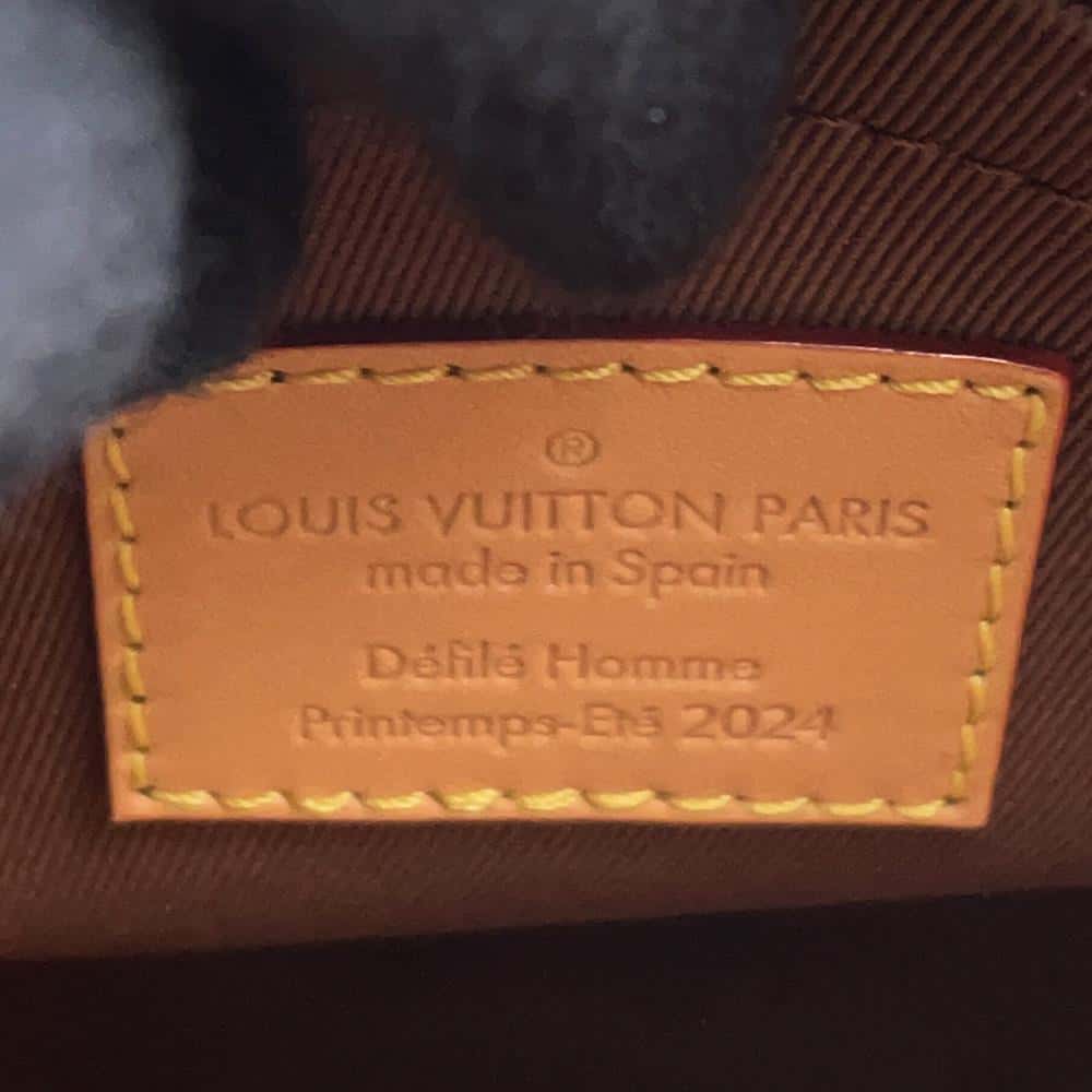 LOUIS VUITTON Chess Messenger RedN40561 Damier・Pop