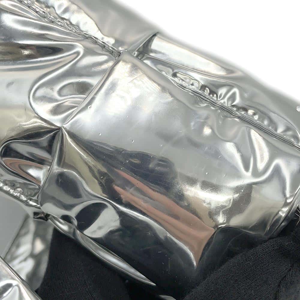 Bottega Veneta INTRECCIATO Cassette Metallic Effect Shoulder Bag Silver701349 Patent Leather Size Large