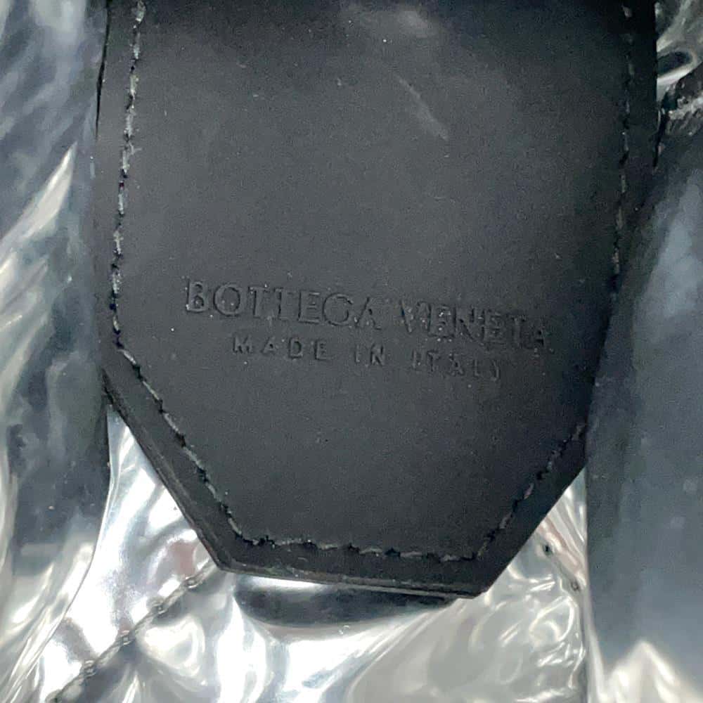 Bottega Veneta INTRECCIATO Cassette Metallic Effect Shoulder Bag Silver701349 Patent Leather Size Large