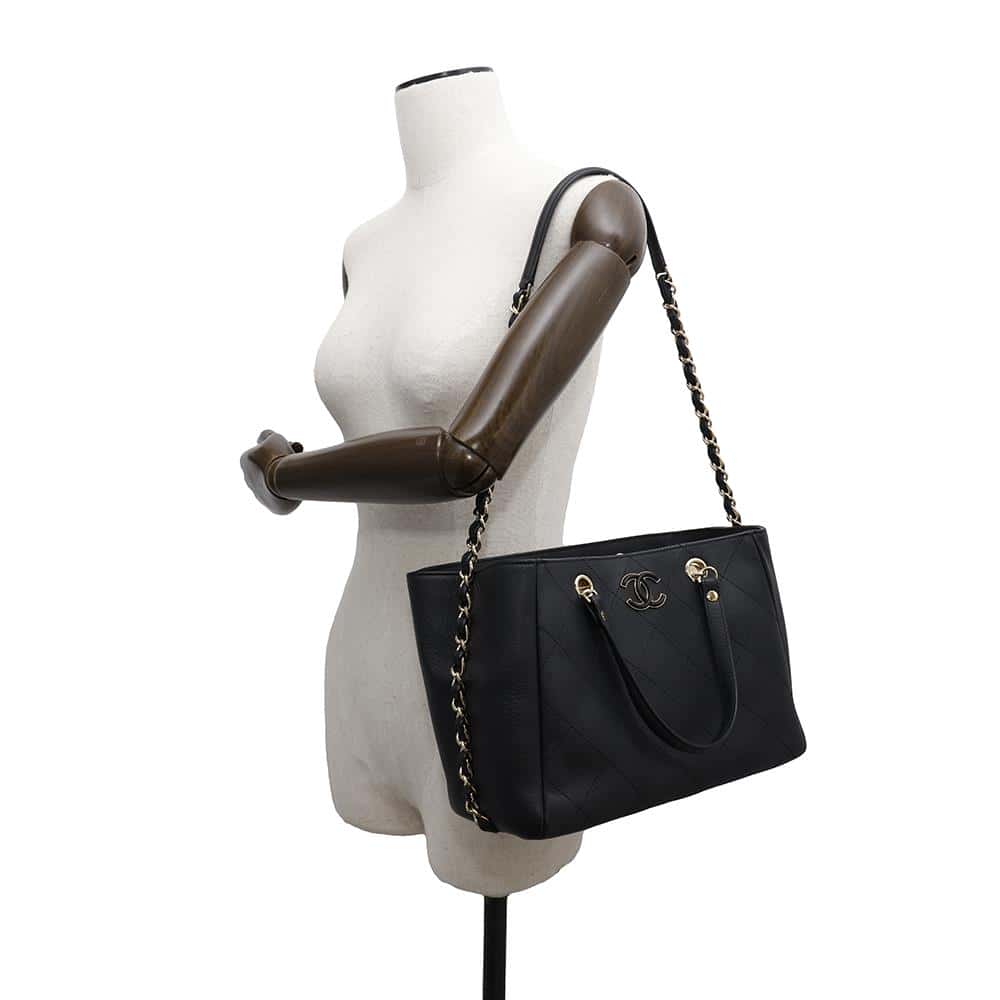 CHANEL Matelasse Shopping Bag BlackAS0355 Bullskin Size Small