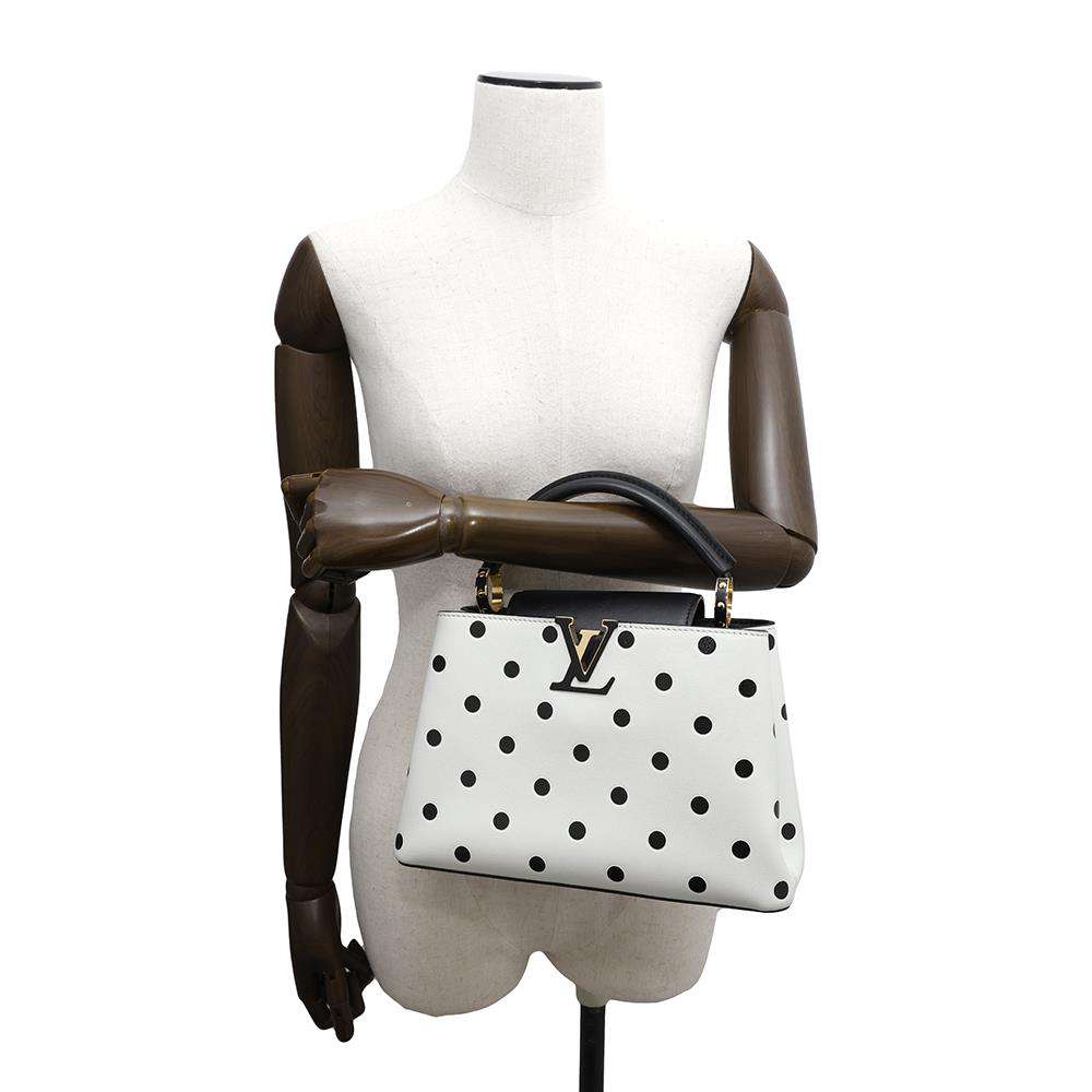 LOUIS VUITTON Capucines White/BlackM20373 Calf Leather Size BB