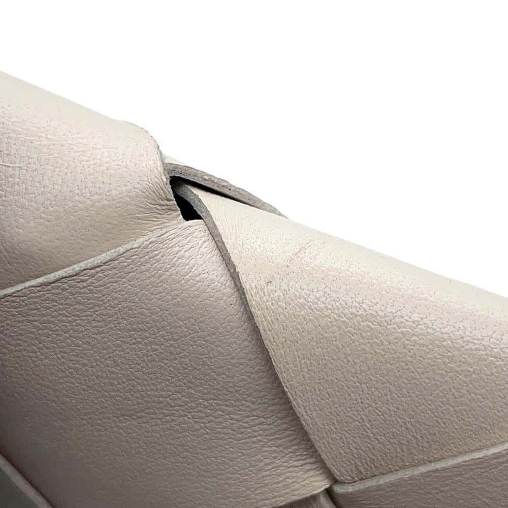 Bottega Veneta INTRECCIATO Pochette Off-white619019 Leather