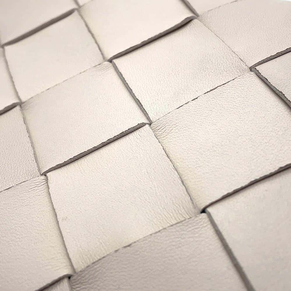 Bottega Veneta INTRECCIATO Pochette Off-white619019 Leather