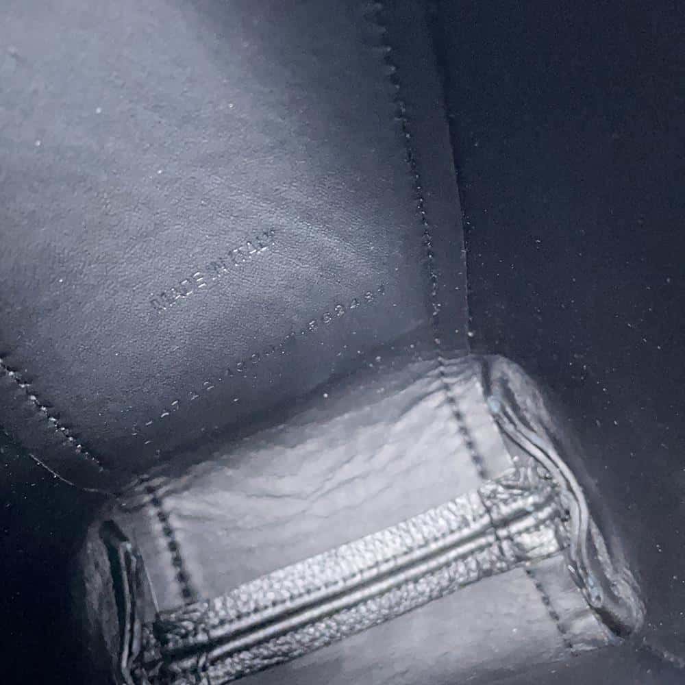 BALENCIAGA Hourglass Shoulder Black644722 Leather