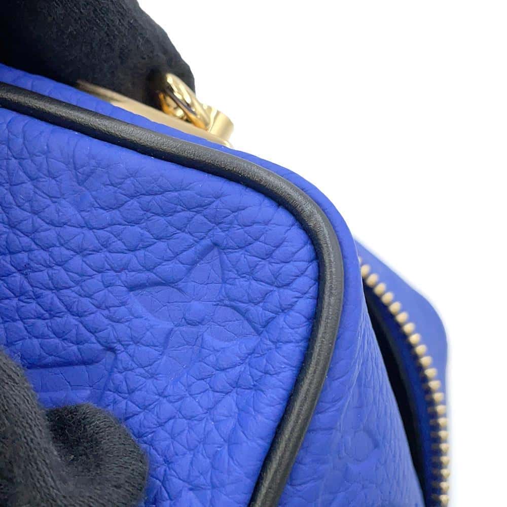 LOUIS VUITTON Louis Vuitton x NBA Cloak Dopp Kit BlueM21106 Monogram・Taurillon