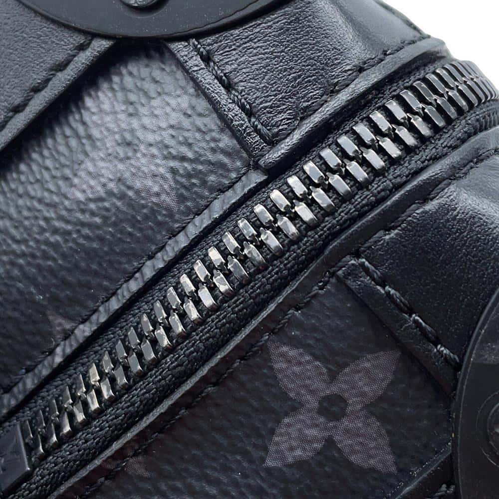LOUIS VUITTON Soft Trunk NoirM44730 Monogram Eclipse