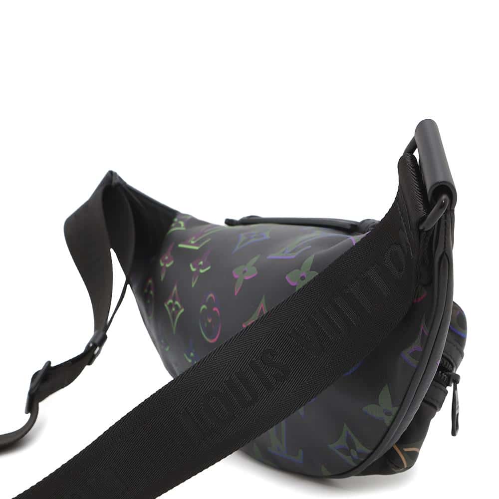 LOUIS VUITTON Comet Bumbag NoirM22494 Monogram/Spotlight
