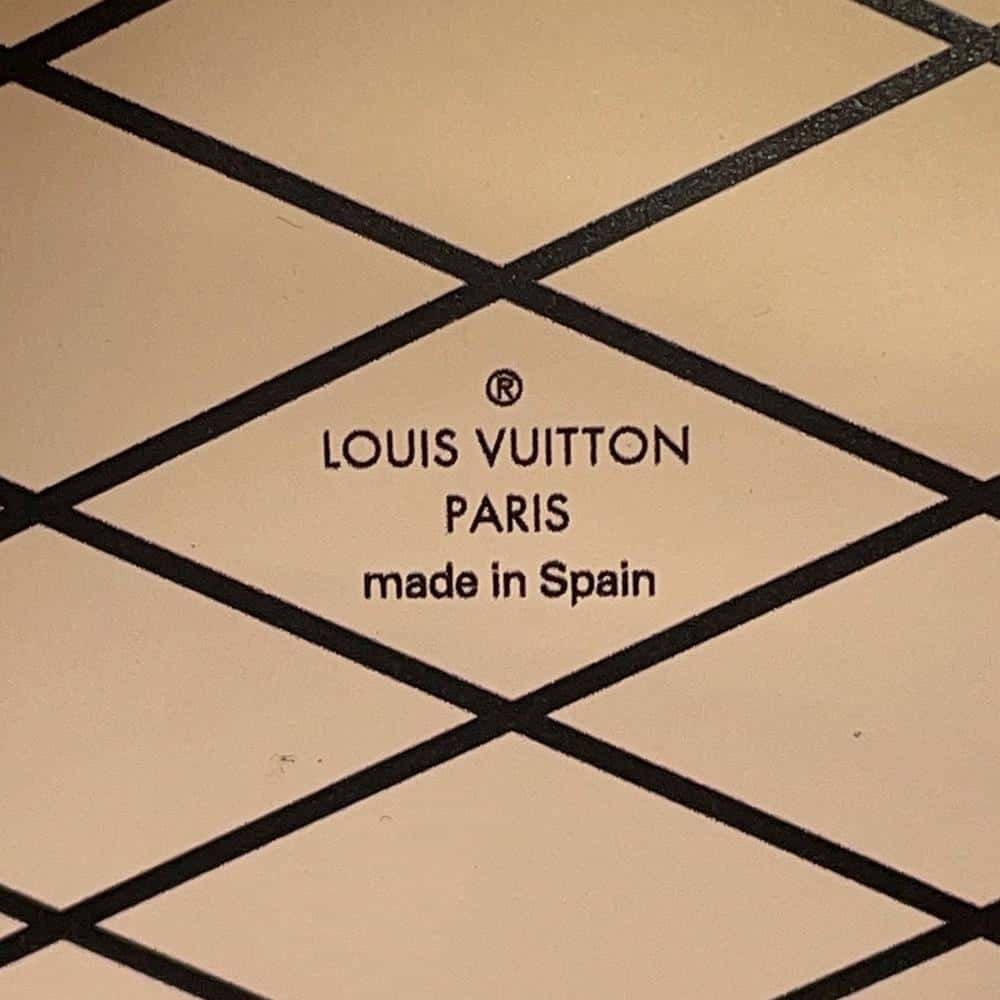 LOUIS VUITTON Mini Boite Chapeau BeigeM68276 Monogram Reverse Canvas