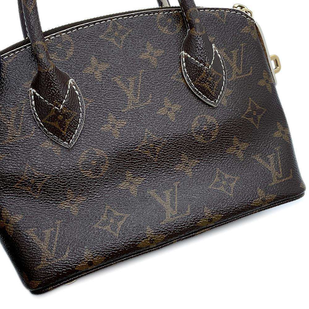LOUIS VUITTON Lock It BrownM40599 Shiny Monogram Size BB