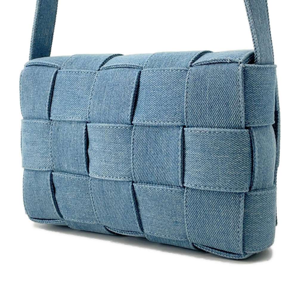 Bottega Veneta Maxi INTRECCIATO Cassette Shoulder Bag Blue710188 Denim