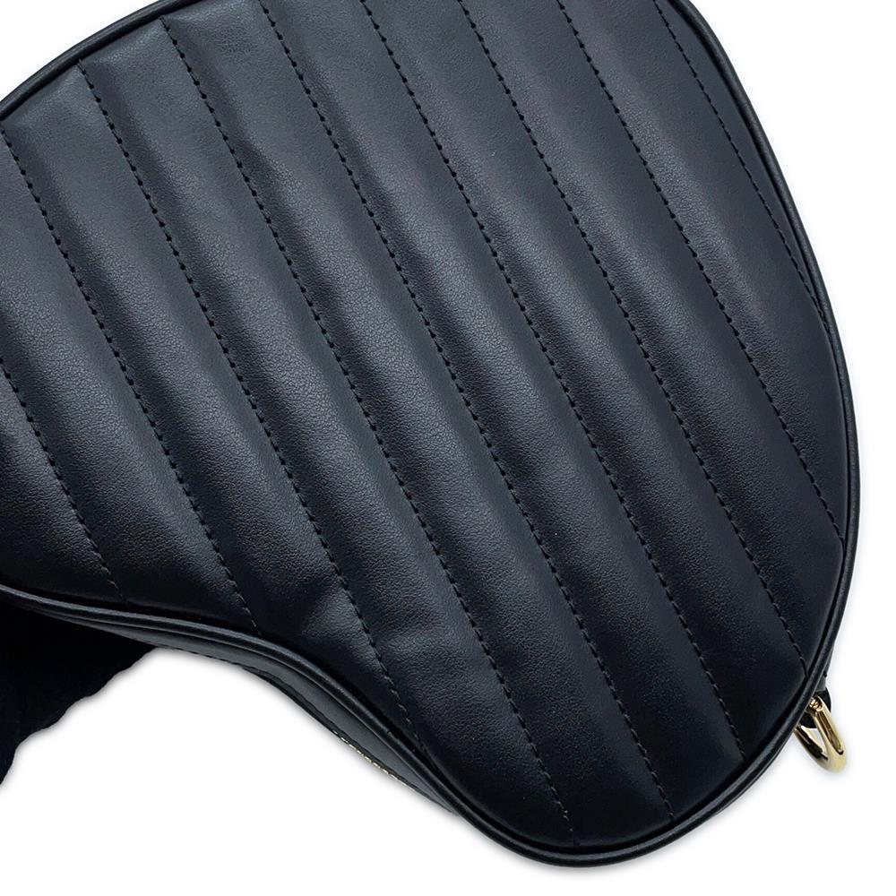GUCCI Interlocking G Heart Shoulder Bag Black751628 Leather