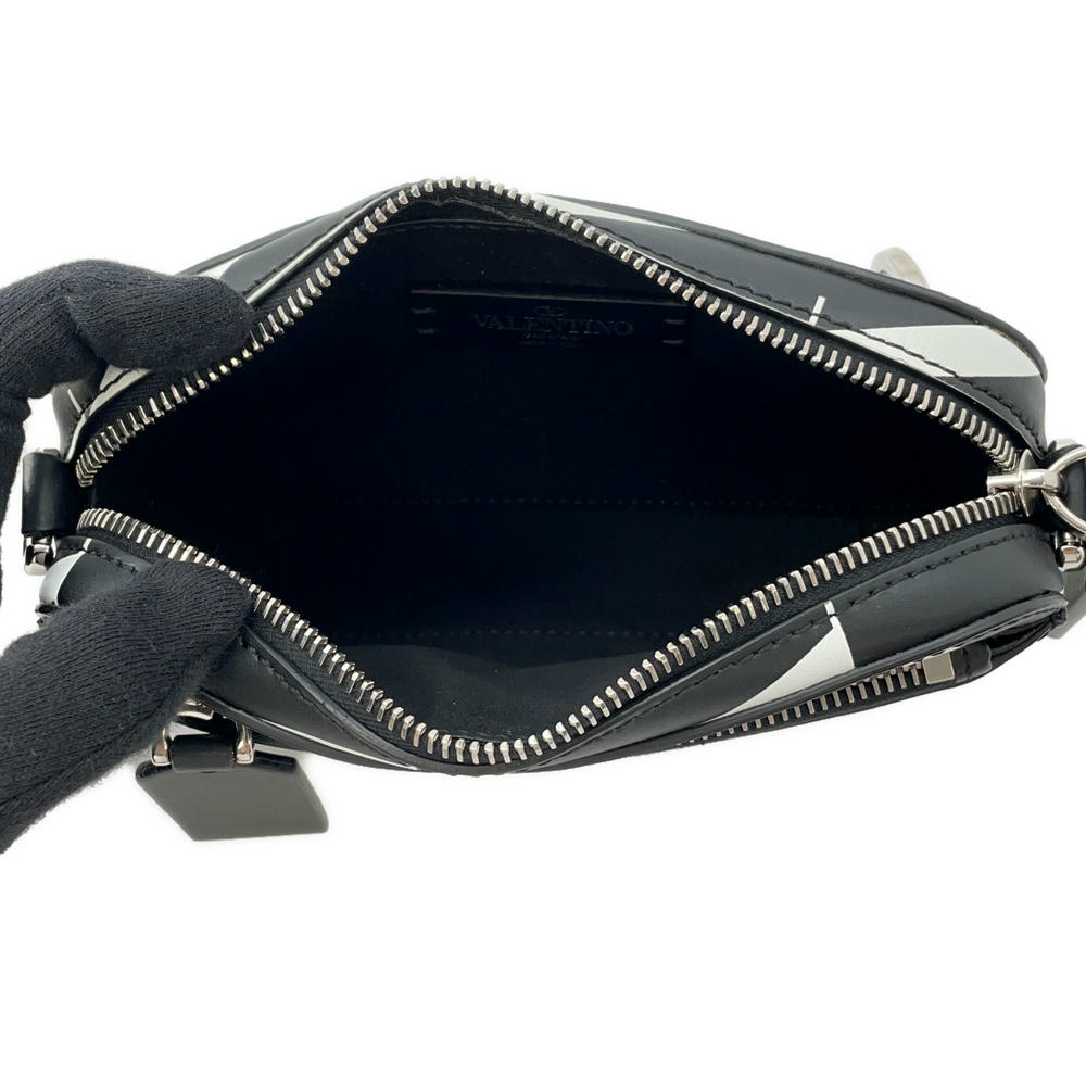 Valentino Garavani VLTNLogo Shoulder Bag Black/WhiteWY2B0954BLH Leather