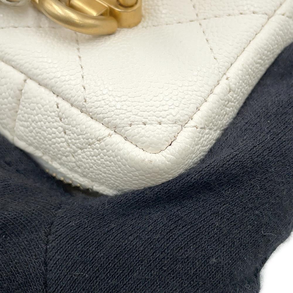 CHANEL Matelasse ChainShoulder Mini Vanity WhiteAP2194 Soft Caviar Leather Size Mini