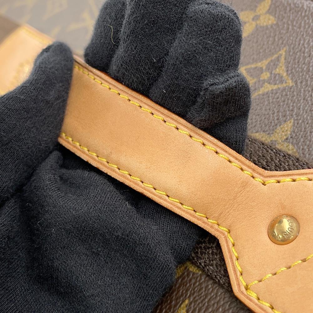 LOUIS VUITTON Pegase BrownM23294 Monogram Size 55