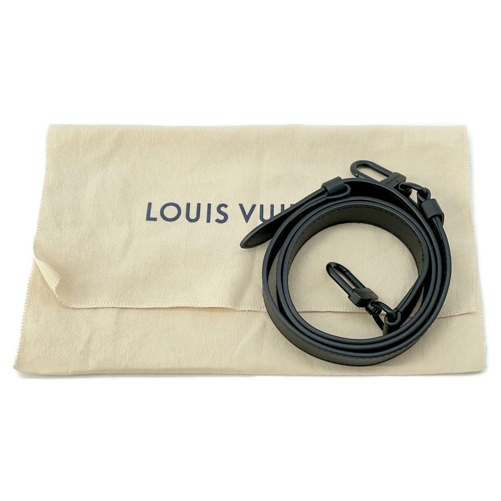 LOUIS VUITTON Pilot Wearable Wallet NoirM83563 Leather