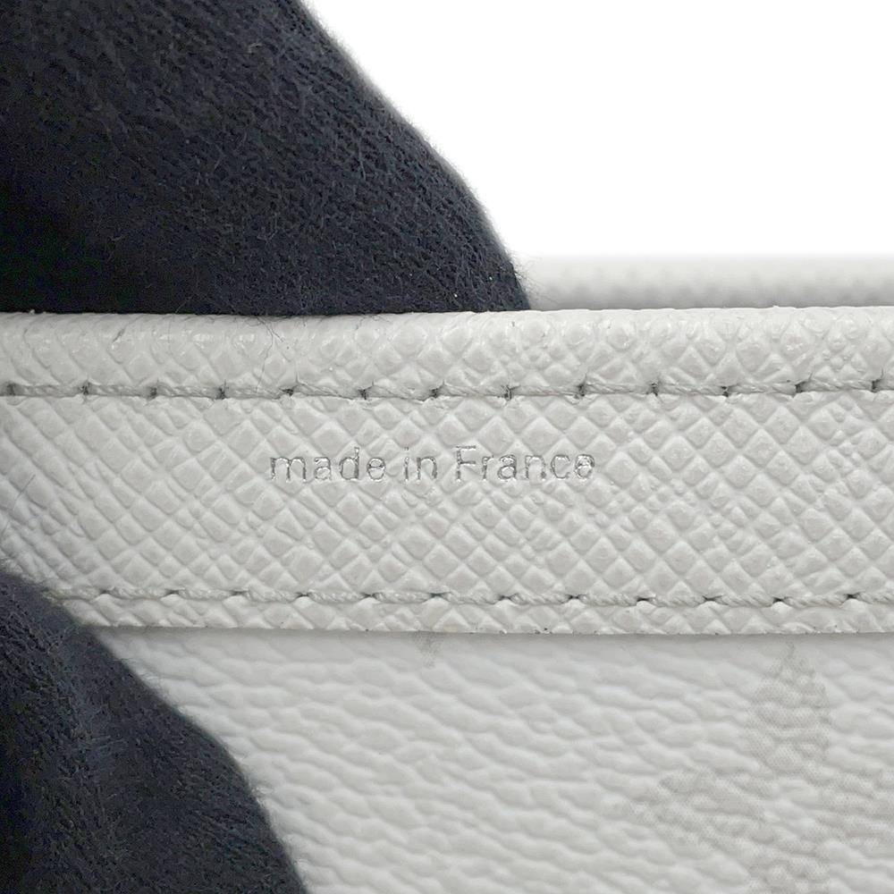 LOUIS VUITTON Gaston Wearable Wallet Taigarama Optical WhiteM30935 Monogram Taiga Leather