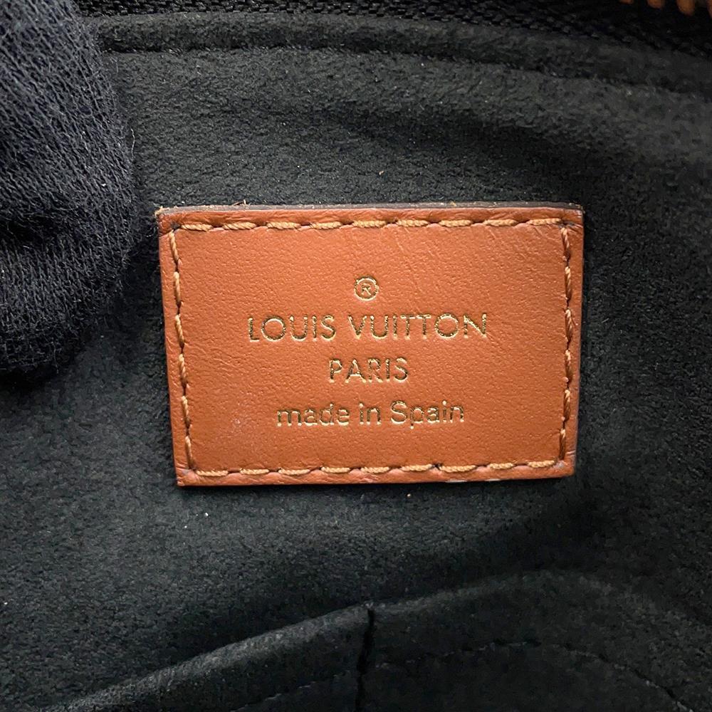 LOUIS VUITTON V Tote NoirM43976 Monogram Size BB