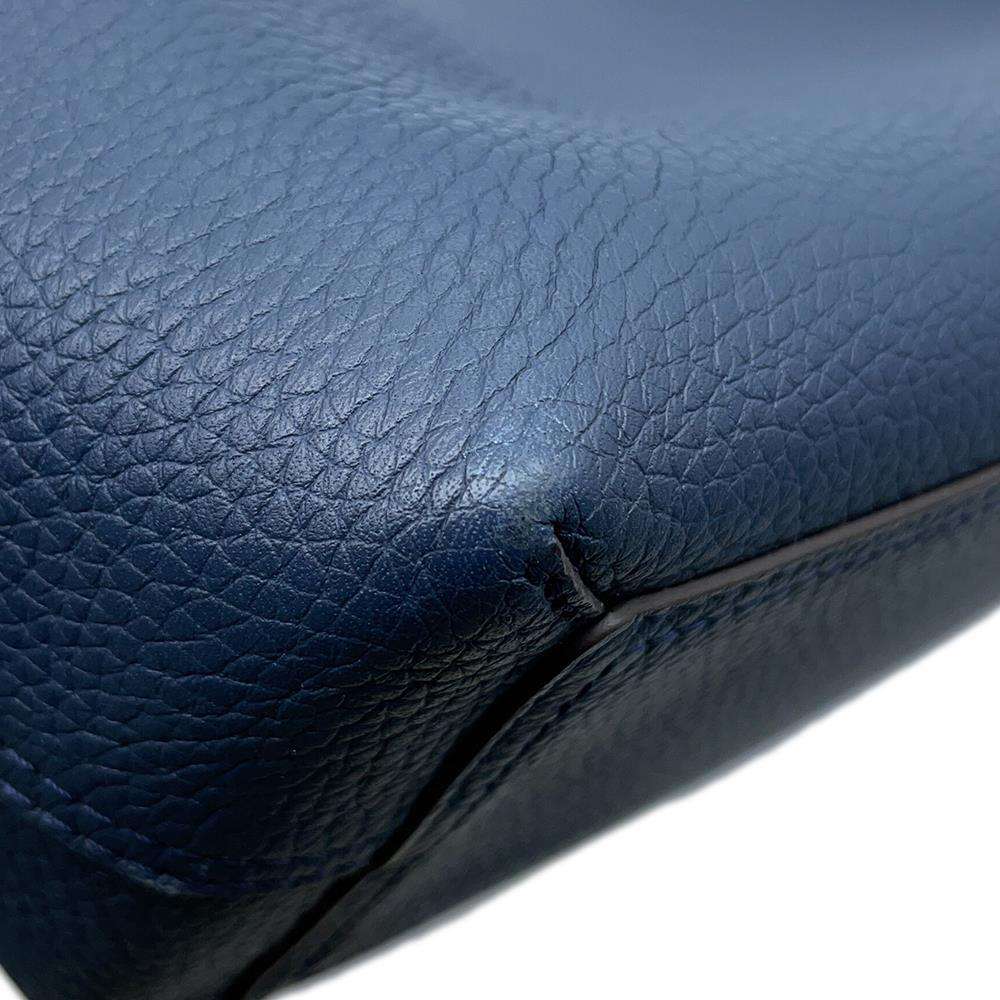 LOUIS VUITTON Cabas Voyage NV NavyM53240 Taurillon Leather
