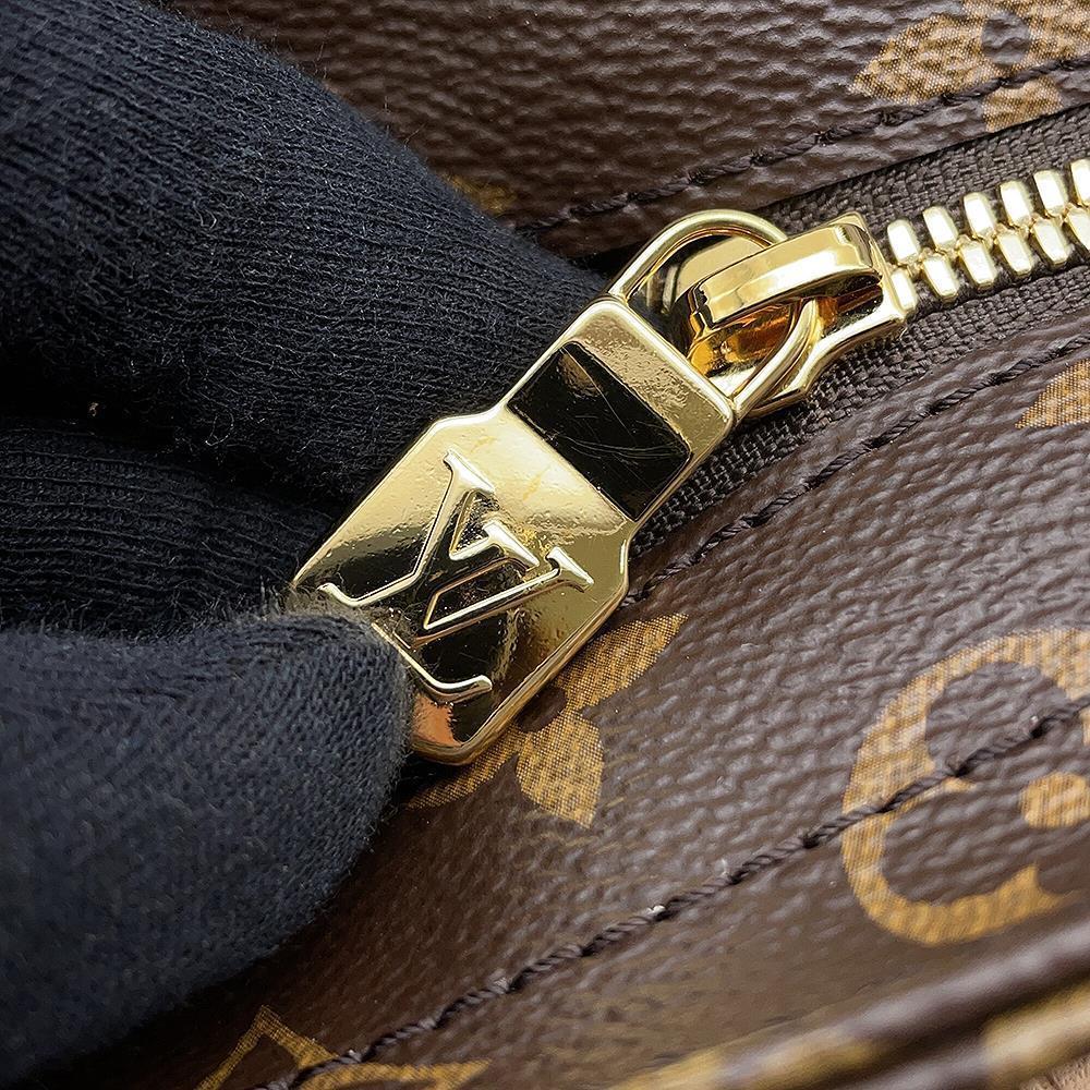 LOUIS VUITTON Mezzo BeigeM47134 Monogram