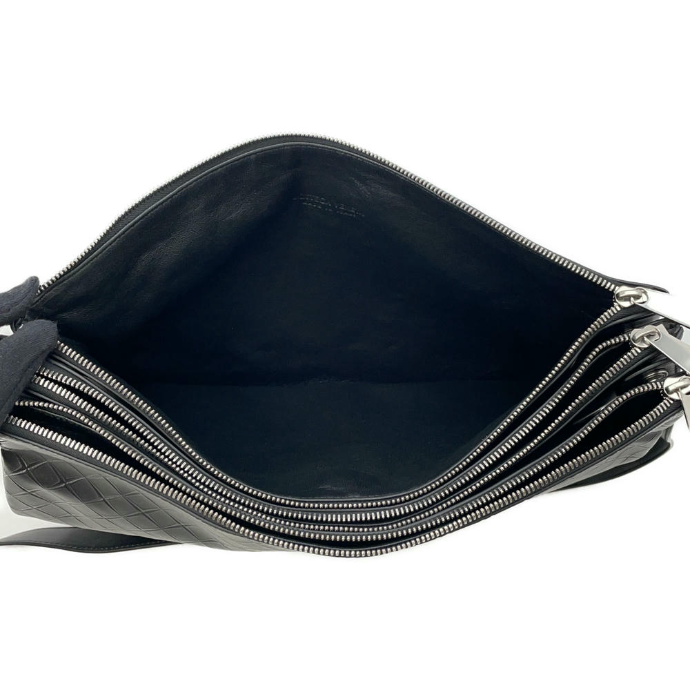 Bottega Veneta INTRECCIATO messenger bag Black620537 Leather