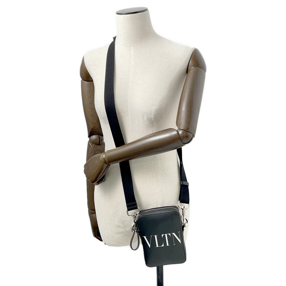 Valentino Garavani VLTNLogo Shoulder Bag Black4Y2B0943WJW Leather Size Small
