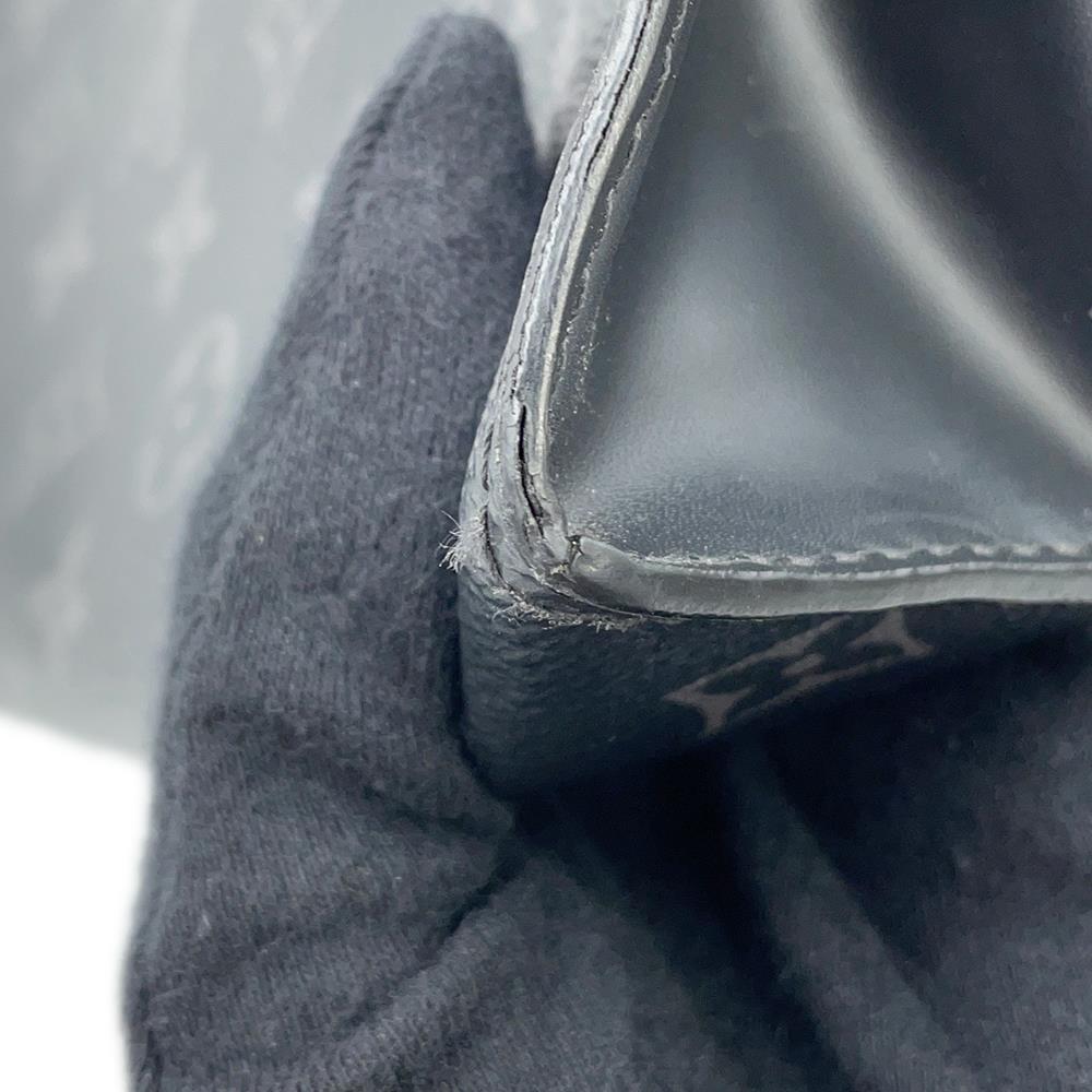 LOUIS VUITTON Pochette Voyage NoirM61692 Monogram Eclipse Size MM