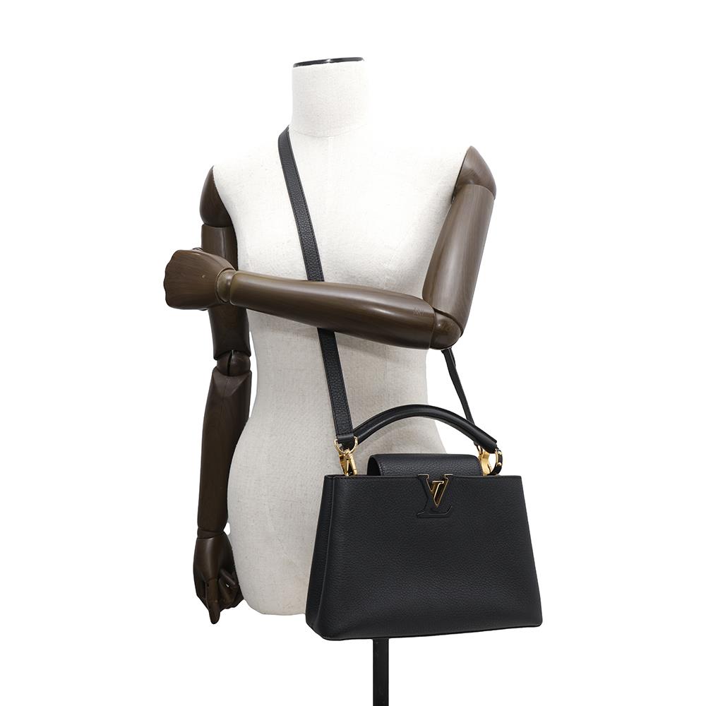 LOUIS VUITTON Capucines NoirM94755 Taurillon Leather Size BB