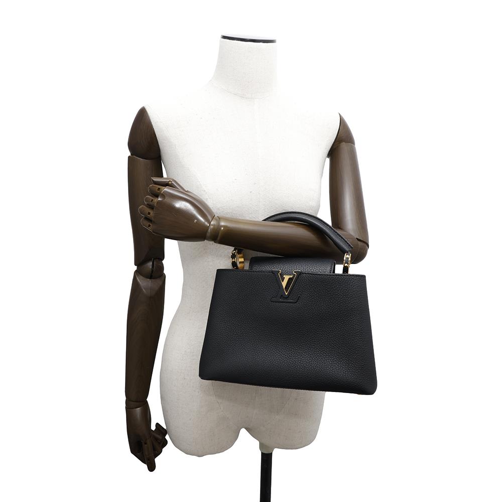 LOUIS VUITTON Capucines NoirM94755 Taurillon Leather Size BB